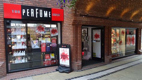 the oerfume shop